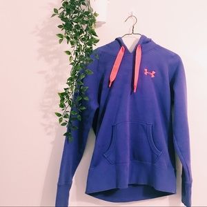 Under Armour Hoodie 🌷